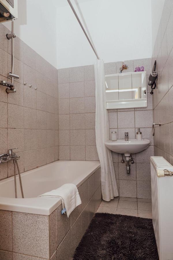 Ruhiges Terrassen Apartment Vienna Exterior photo